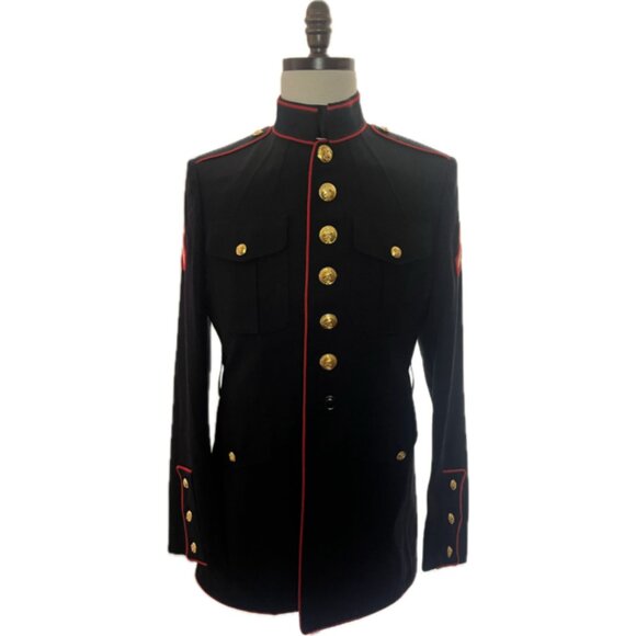 USMC Male Enlisted Dress Blue Coat - Private First Class Chevrons - Picture 1 of 3